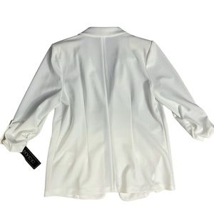 White Quarter Sleeve Blazer